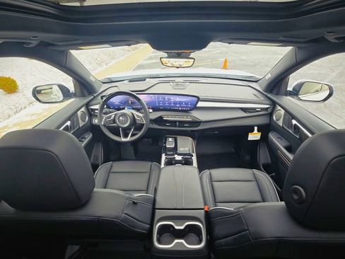 New 2026 Buick Enclave Avenir w/ Super Cruise Package FWD image 13