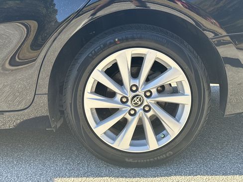 Used 2022 Toyota Camry LE image 19