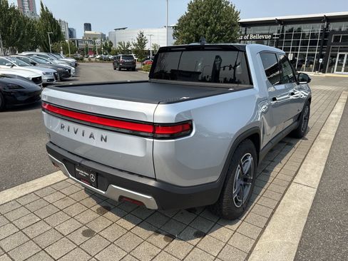 Used 2025 Rivian R1T Adventure AWD/4WD image 5