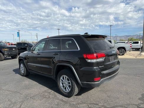 Used 2020 Jeep Grand Cherokee Laredo image 11