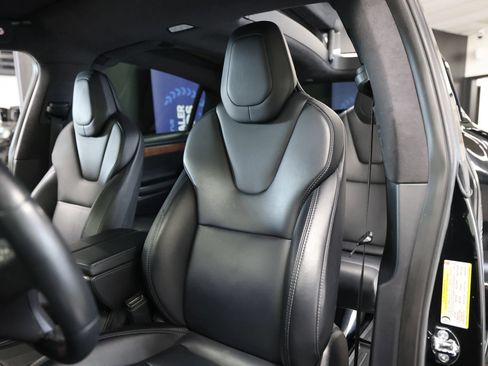 Used 2018 Tesla Model X 100D AWD/4WD image 27