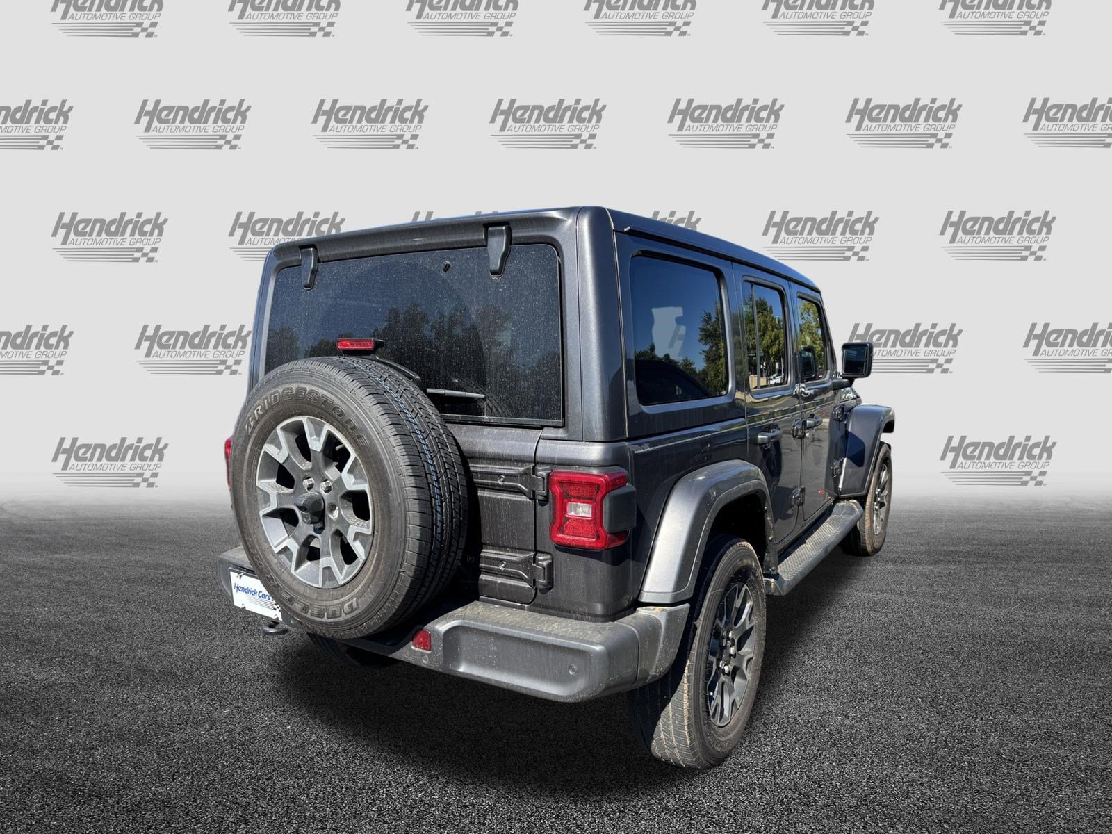 Used 2026 Jeep Wrangler Unlimited Sahara AWD/4WD image 10