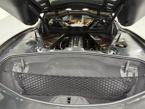 Used 2020 Chevrolet Corvette Stingray Premium Cpe w/ 3LT Preferred Equipment Group image 31