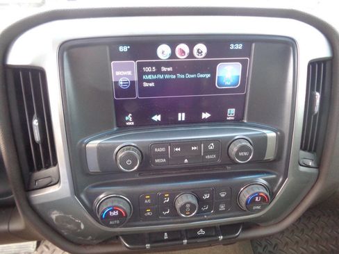 Used 2015 Chevrolet Silverado 2500 LT w/ LT Convenience Package image 56