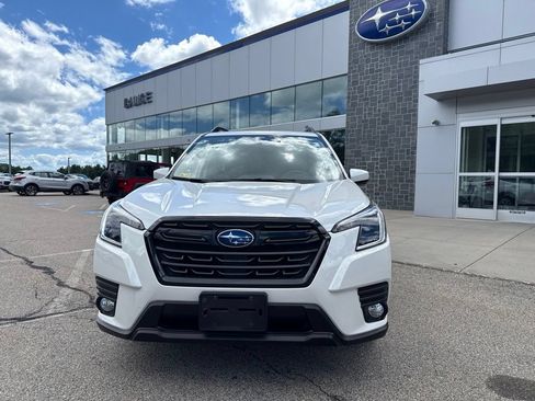 Used 2023 Subaru Forester Premium AWD/4WD image 8
