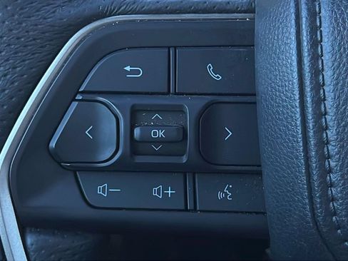 Used 2025 Toyota Tundra Limited RWD image 19