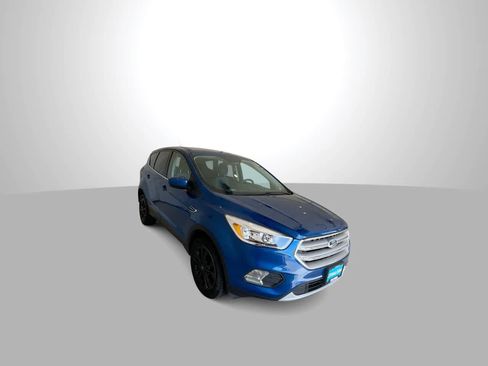 Used 2019 Ford Escape SE AWD/4WD image 2