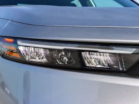 Used 2024 Honda Accord Sport image 12