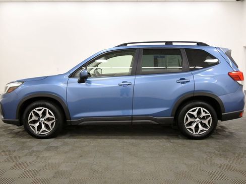 Used 2020 Subaru Forester Premium w/ Popular Package #1 AWD/4WD image 4