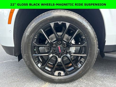 New 2026 GMC Yukon Denali RWD image 2