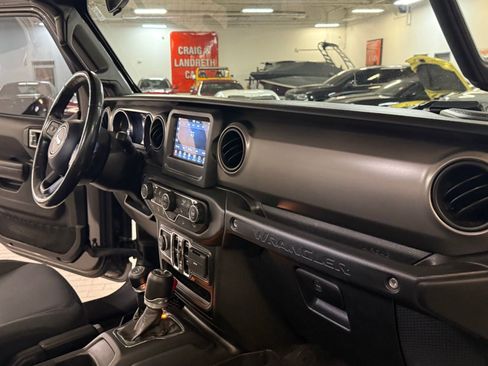 Used 2021 Jeep Wrangler Unlimited Sport image 26
