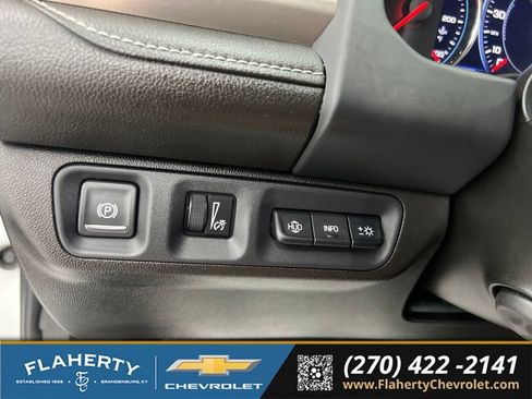 Used 2023 GMC Acadia Denali w/ Denali Technology Package FWD image 24