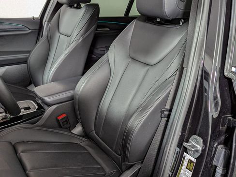 Certified 2023 BMW X3 xDrive30i w/ M Sport Package image 18