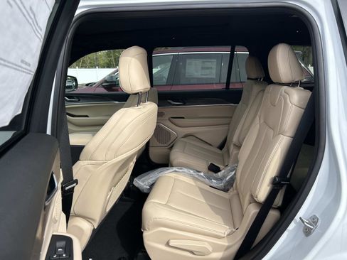 New 2026 Jeep Grand Cherokee L Limited AWD/4WD image 6