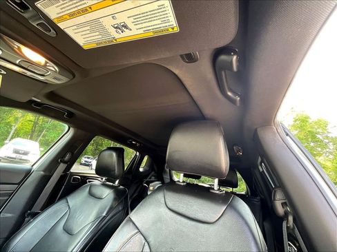 Used 2022 Jeep Compass High Altitude AWD/4WD image 7