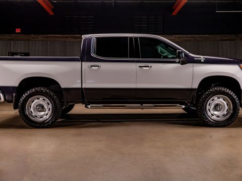 Used 2024 Chevrolet Silverado 1500 LTZ image 11