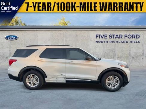 Certified 2022 Ford Explorer XLT w/ Equipment Group 202A image 11