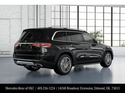 Used 2026 Mercedes-Benz GLS 450 GLS 450 image 21