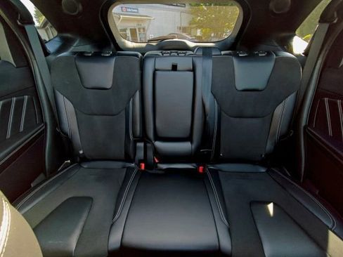 Used 2020 Ford Edge ST w/ Cold Weather Package AWD/4WD image 39