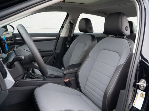 New 2026 Volkswagen Jetta SE image 8