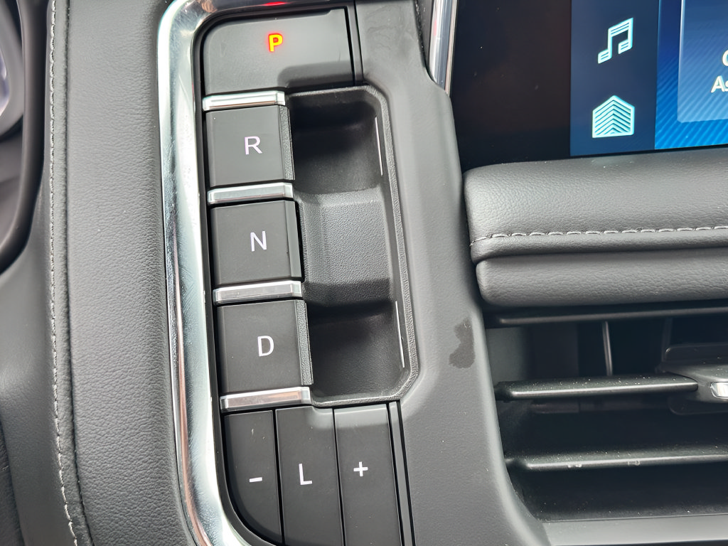 Used 2024 Chevrolet Tahoe LT RWD image 20