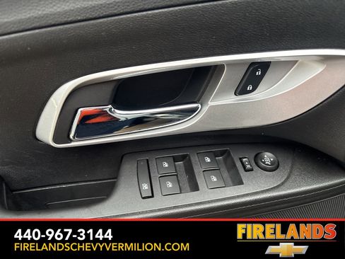 Used 2017 Chevrolet Equinox LT w/ Convenience Package image 14