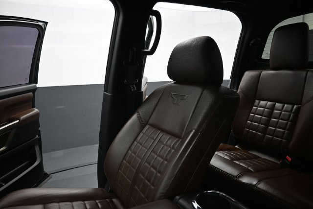 Used 2021 Nissan Titan Platinum Reserve w/ Moonroof Package AWD/4WD image 22
