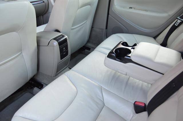 Used 2005 Volvo S60 2.5T FWD image 25