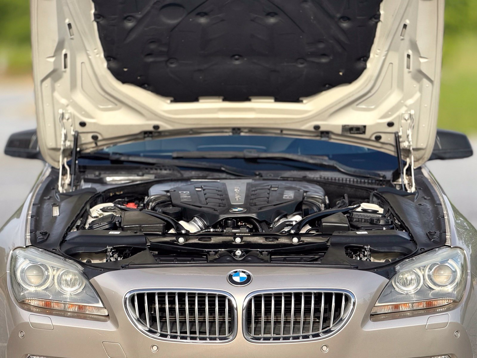 Used 2012 BMW 650i Convertible w/ Driver Assistance Pkg RWD image 45