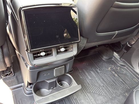 Certified 2026 Cadillac Vistiq Sport w/ LPO, Floor Liner Package AWD/4WD image 26