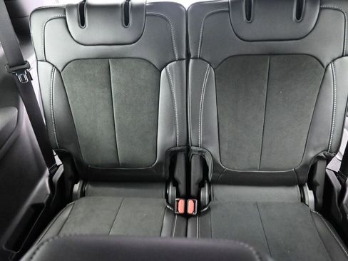 New 2025 Jeep Grand Cherokee L Altitude image 16