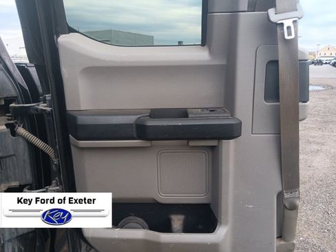 Used 2018 Ford F250 XL w/ STX Appearance Package AWD/4WD image 17