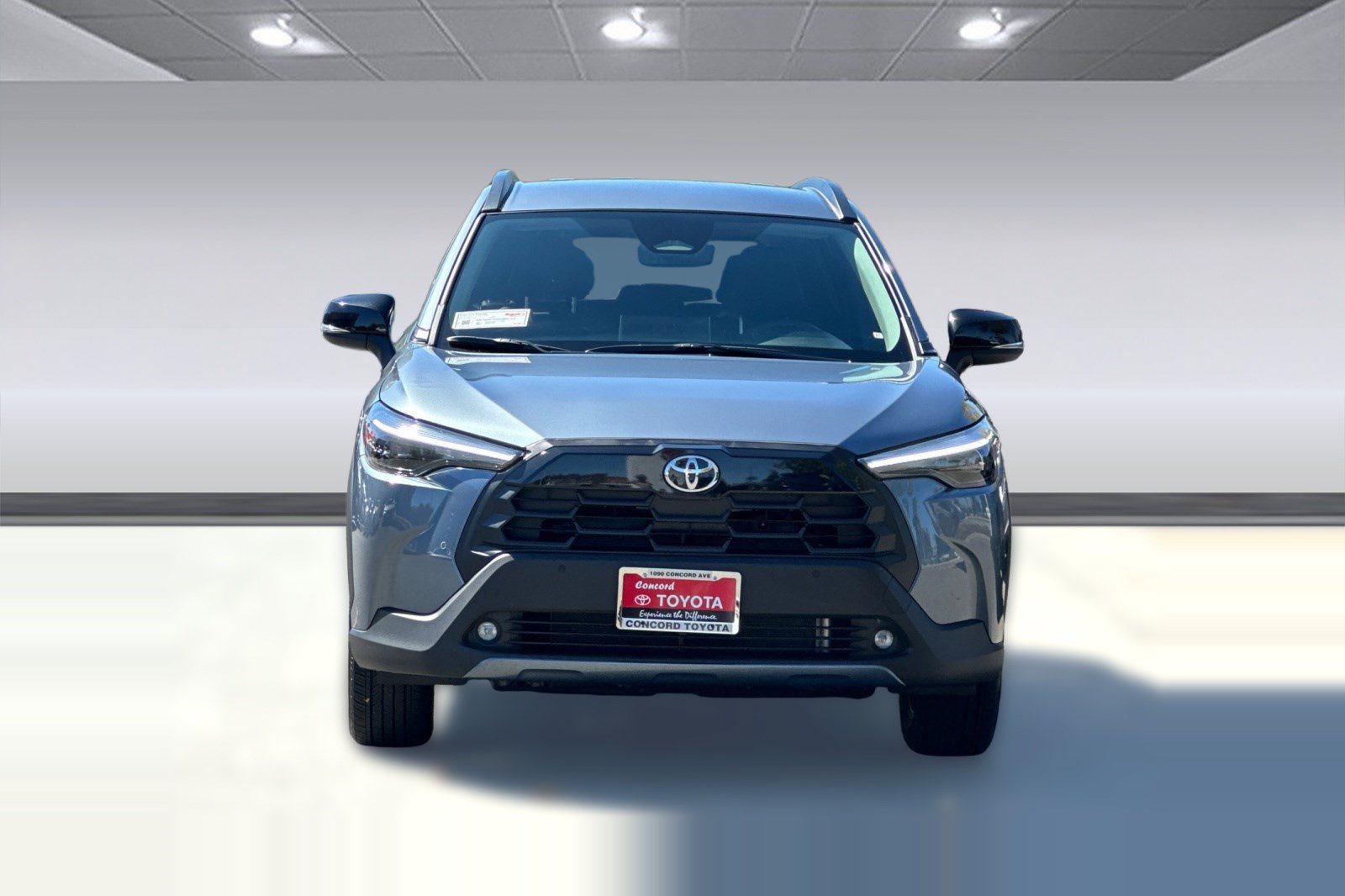 Used 2026 Toyota Corolla Cross XLE FWD image 6