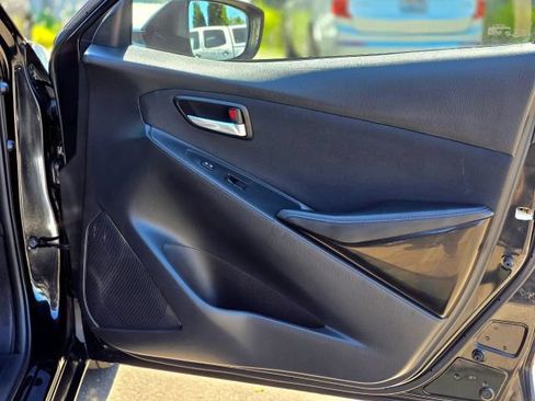 Used 2016 Scion iA FWD image 30