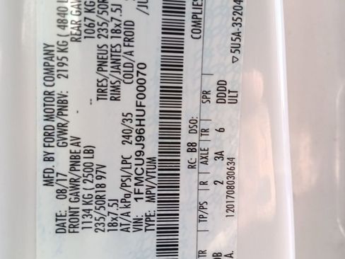 Certified 2017 Ford Escape Titanium w/ Canadian Touring Package image 33