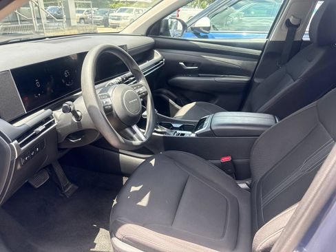 Used 2025 Hyundai Tucson SEL FWD image 8