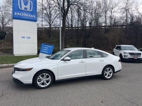 Used 2024 Honda Accord LX image 3