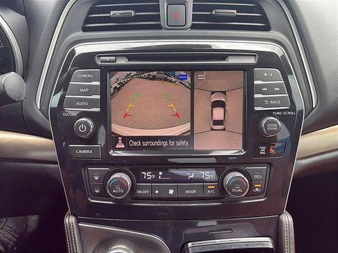 Used 2019 Nissan Maxima Platinum w/ Reserve Package FWD image 29
