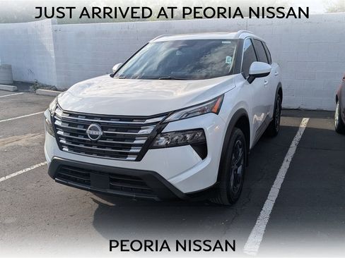 Certified 2025 Nissan Rogue SV w/ SV Premium Package image 1