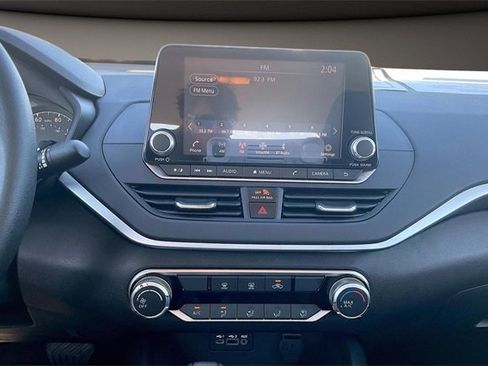 Certified 2025 Nissan Altima 2.5 S image 6