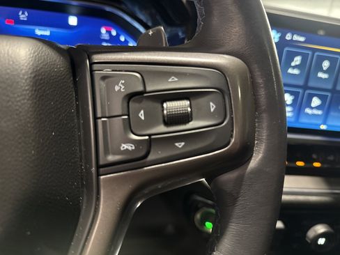 Used 2023 Chevrolet Silverado 1500 High Country w/ High Country Premium Package image 12