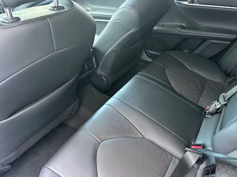 Used 2023 Toyota Camry XSE FWD image 12