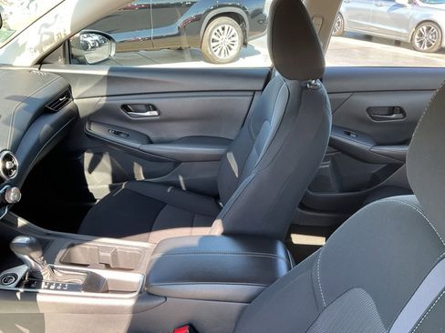 Used 2024 Nissan Sentra SV image 2