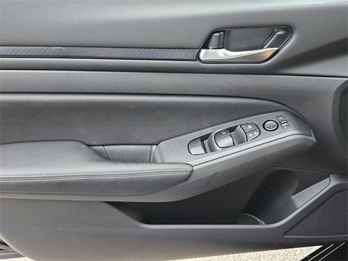 New 2025 Nissan Altima 2.5 SV image 27