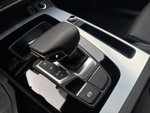 Used 2024 Audi Q5 2.0T Premium Plus w/ Premium Plus Package image 27