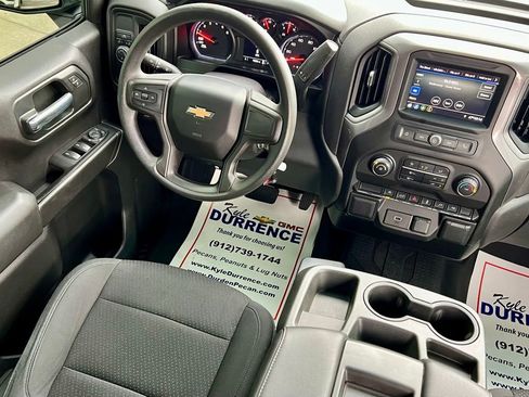 Used 2020 Chevrolet Silverado 1500 Custom w/ Custom Value Package image 17