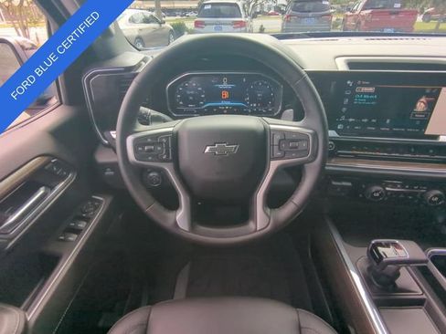 Used 2024 Chevrolet Silverado 1500 RST w/ Convenience Package II AWD/4WD image 17