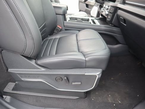 New 2025 Ford F250 Platinum w/ FX4 Off-Road Package image 14