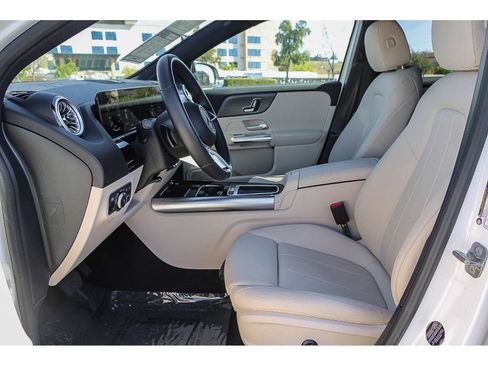 Certified 2025 Mercedes-Benz GLA 250 image 14
