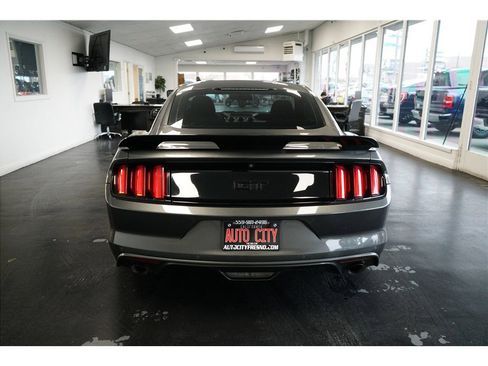 Used 2017 Ford Mustang GT image 6